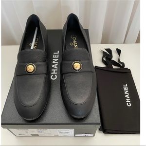 Authentic Chanel Mocassin Loafers Size 40